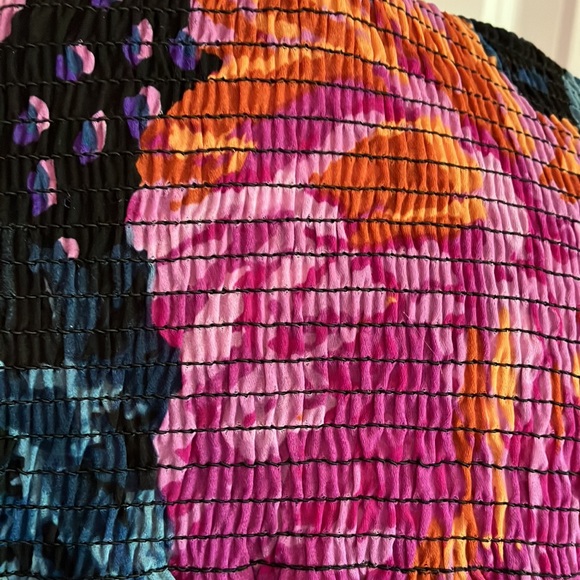 Fabulous😱gorgeous shear floral print blouse with rows of shirring and Gorg tie - Picture 6 of 16